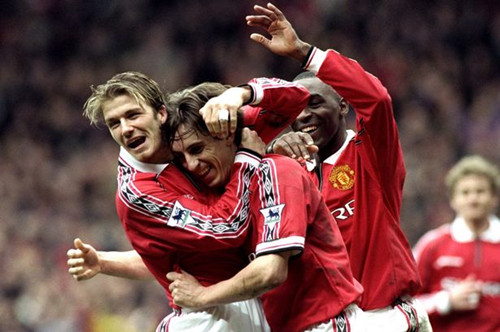 的南看台球 的南看台球